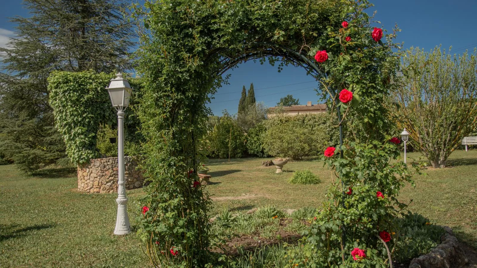 Villa Nycou-Tuinen zomer