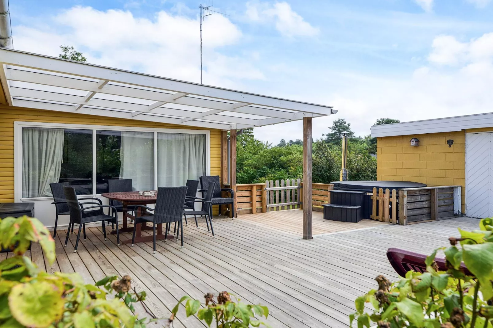 Gerenoveerd huis in rustige buurt -- By Traum Ferienwohnungen