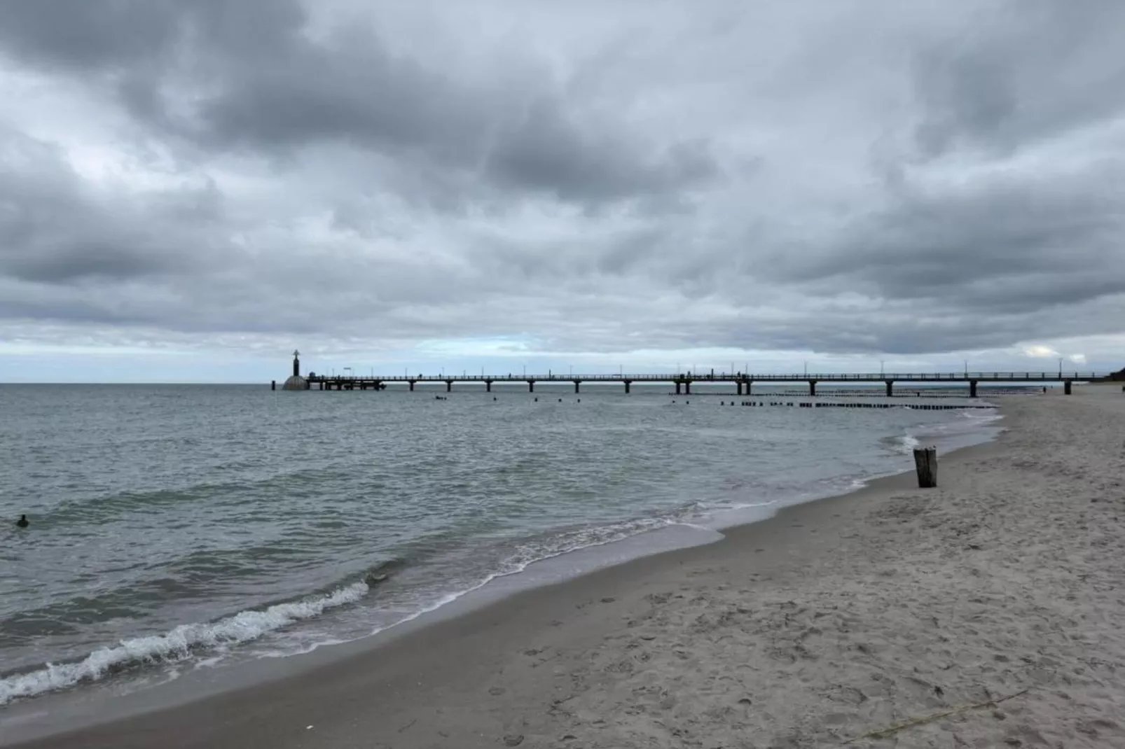 Arko 5 strandnah mit Balkon-Gebieden zomer 1km