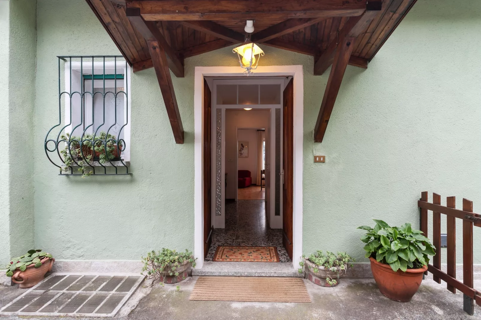 Casa Pietro-Buitenkant zomer