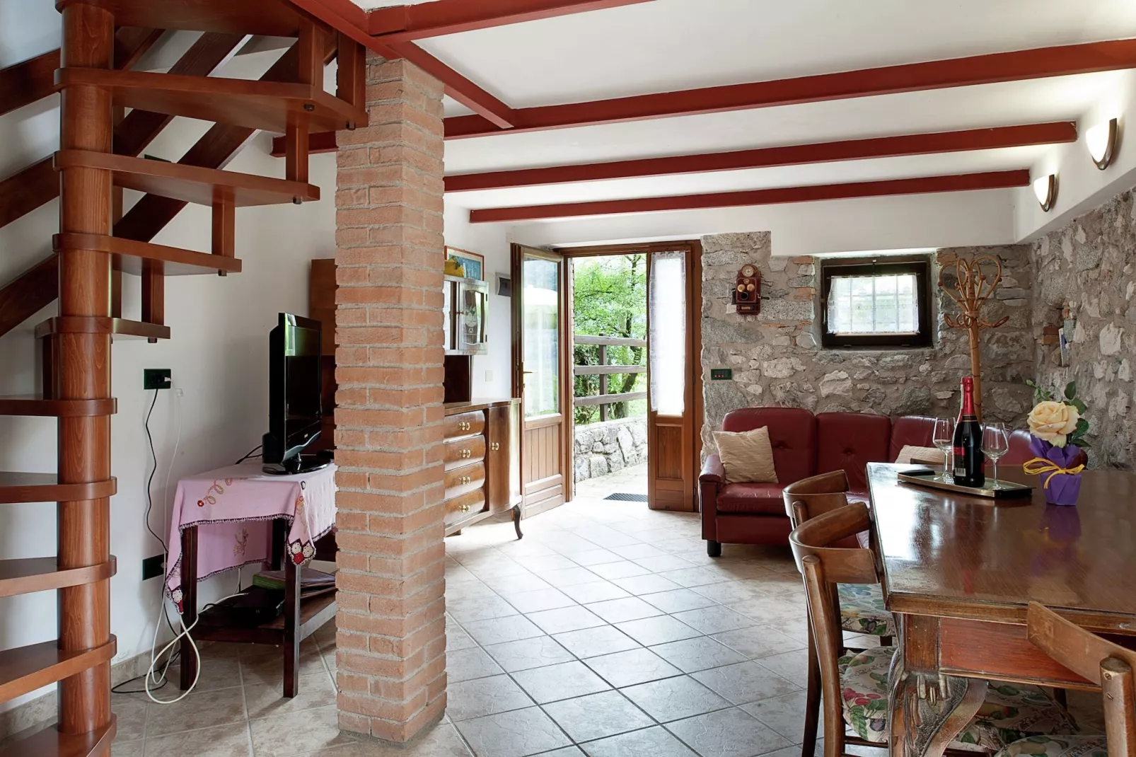 Fienile Regoli Quattro-Woonkamer