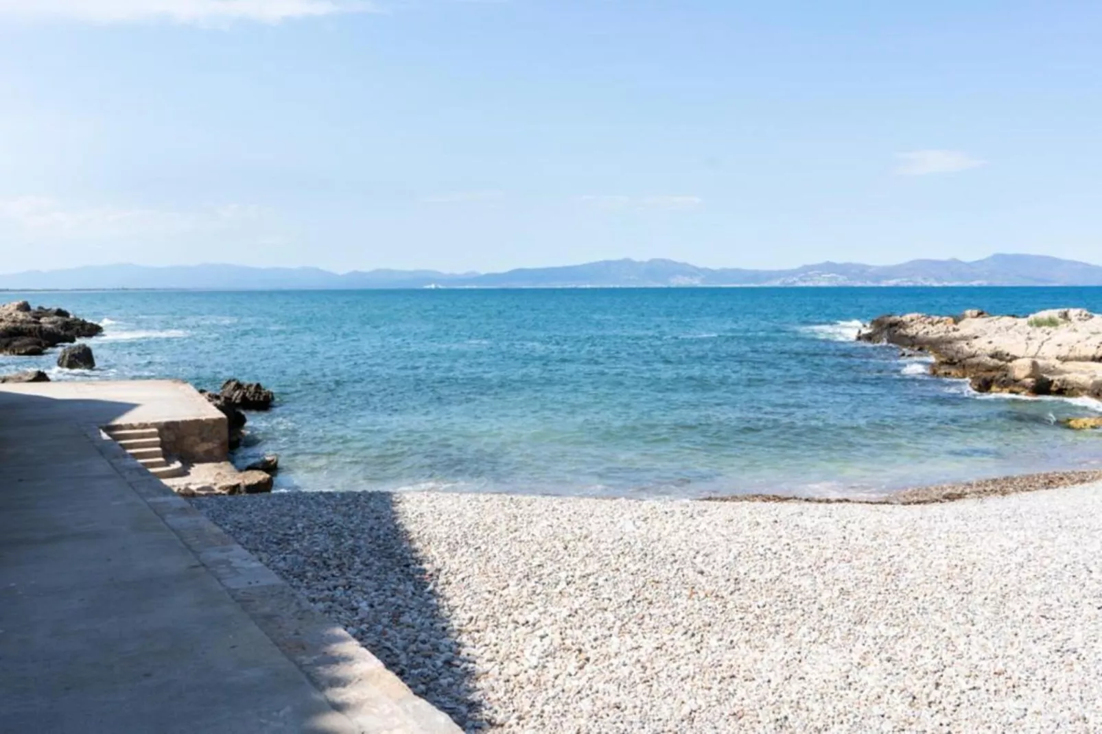 Casa con piscina y jardín L'Escala-Gebieden zomer 5km