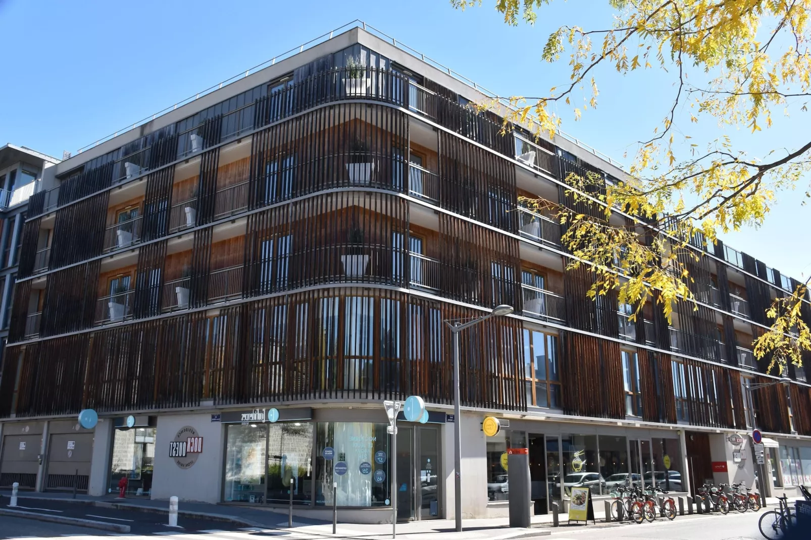Résidence Lyon Dock Ouest / Chambre Confort 2 pers-Buitenkant zomer