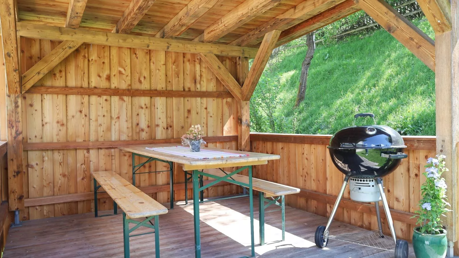 Tirola Bude Resi Schorsch Top 1-2-Tuinen zomer