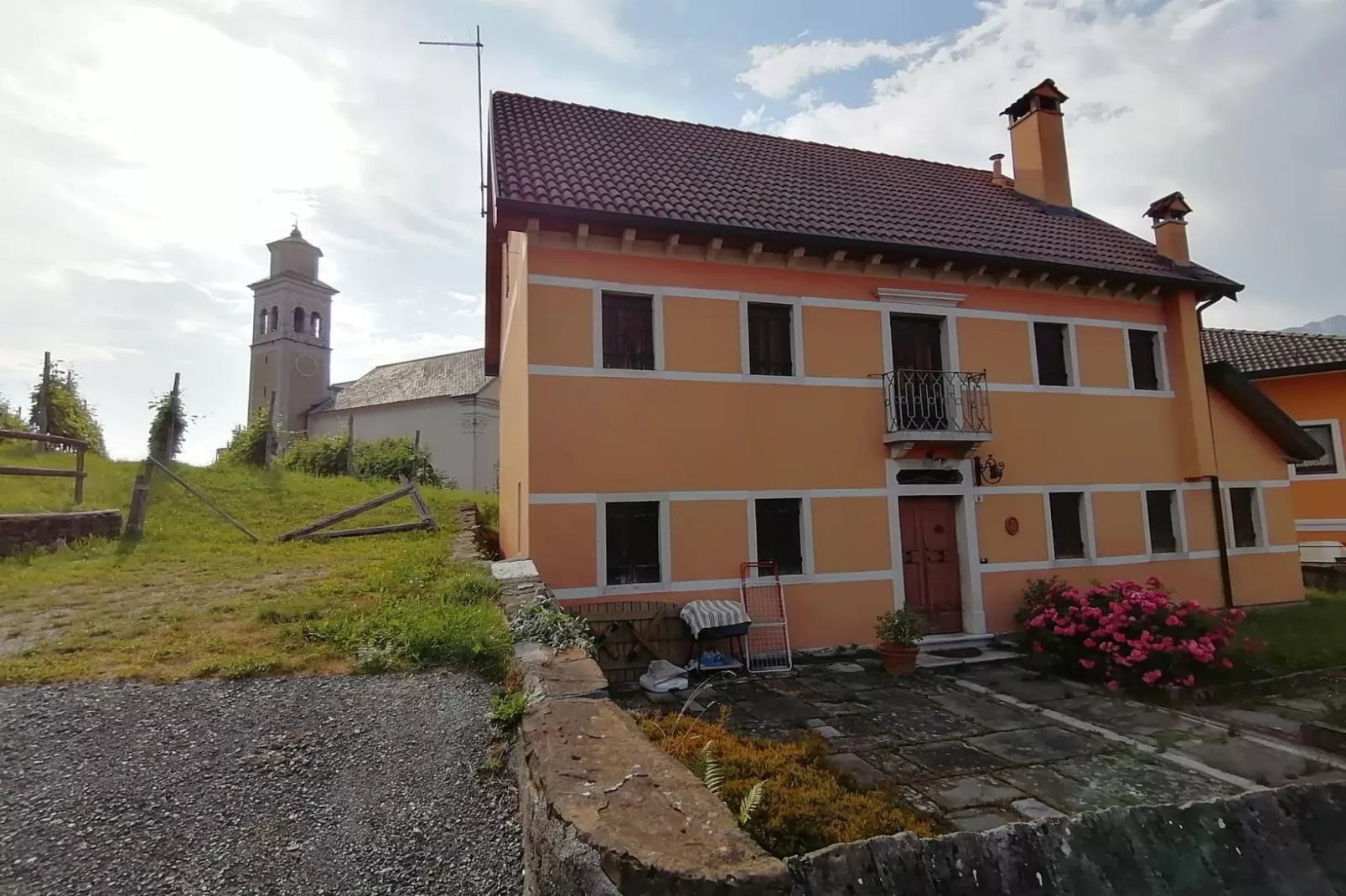 CASA TRAME DEGLI ANGELI-Buitenkant zomer