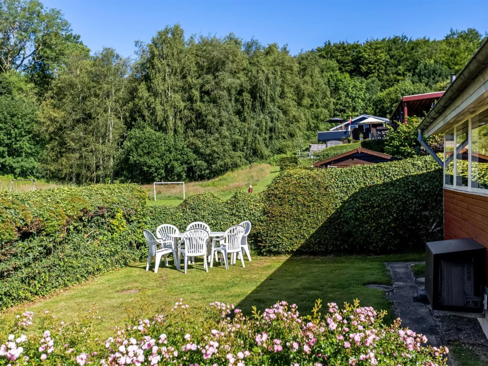 "Star" - 100m from the sea-Buiten