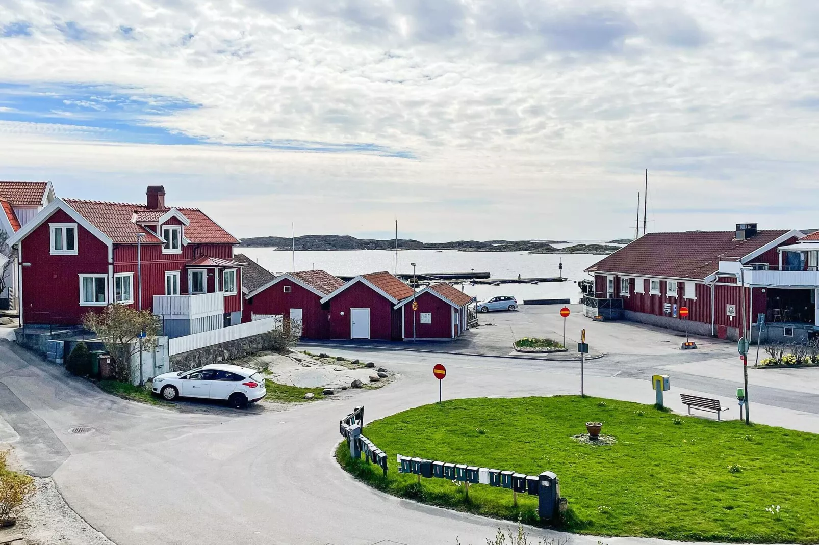 4 sterren vakantie huis in HÄLLEVIKSSTRAND-Waterzicht