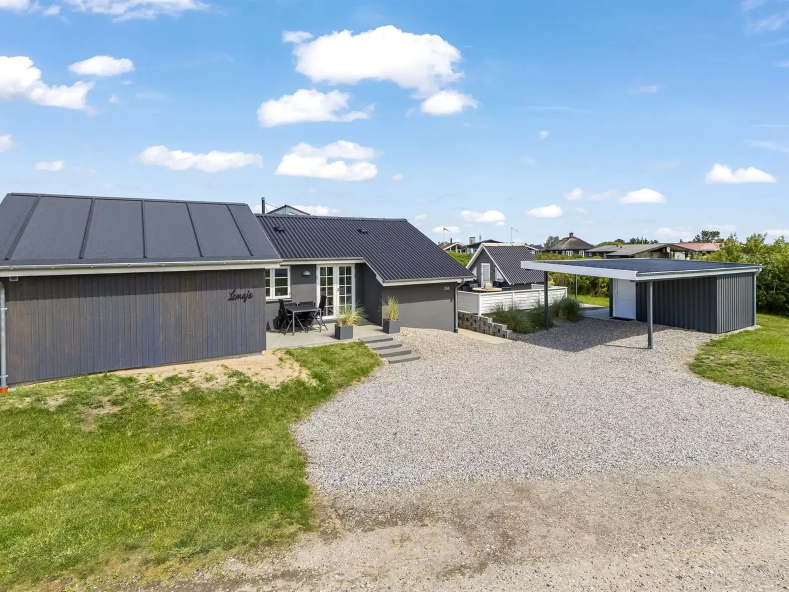 "Mikka" - 450m from the sea-Buiten