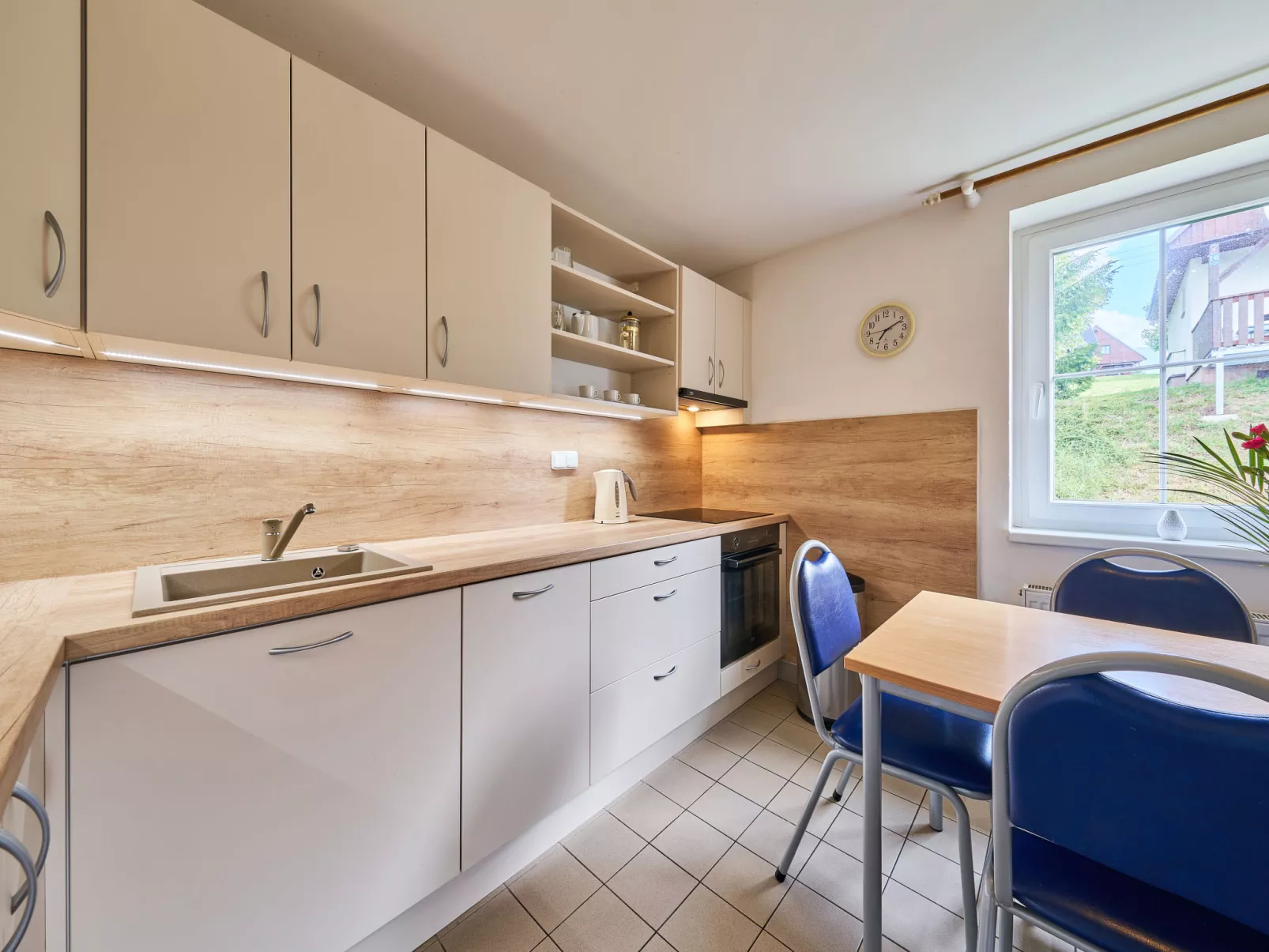 Holiday Hill 38-Binnen