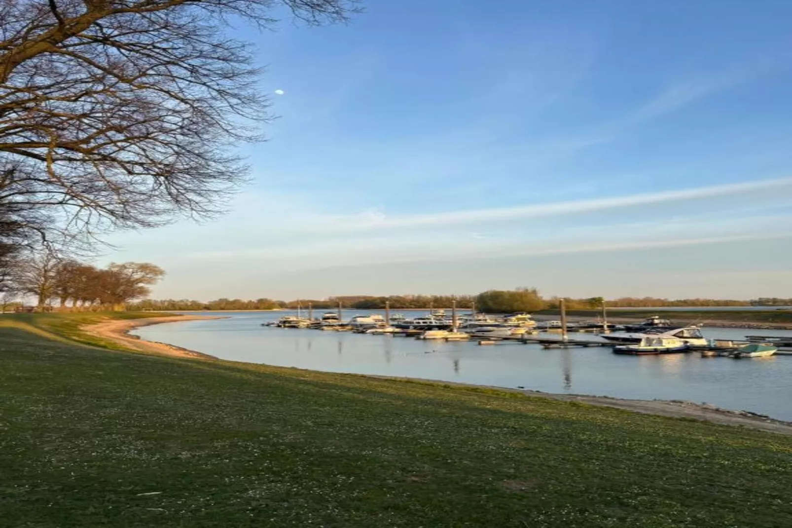 Recreatiepark Rhederlaagse Meren 20-Gebieden zomer 20km