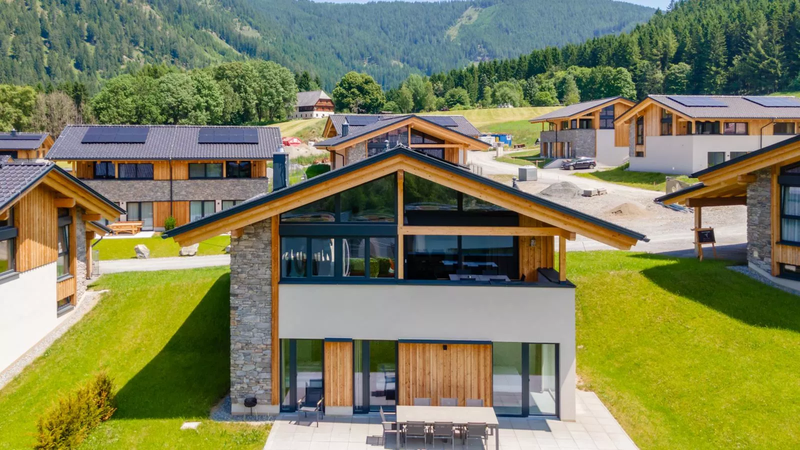 Grebenzen Lodge 35-Buitenkant zomer