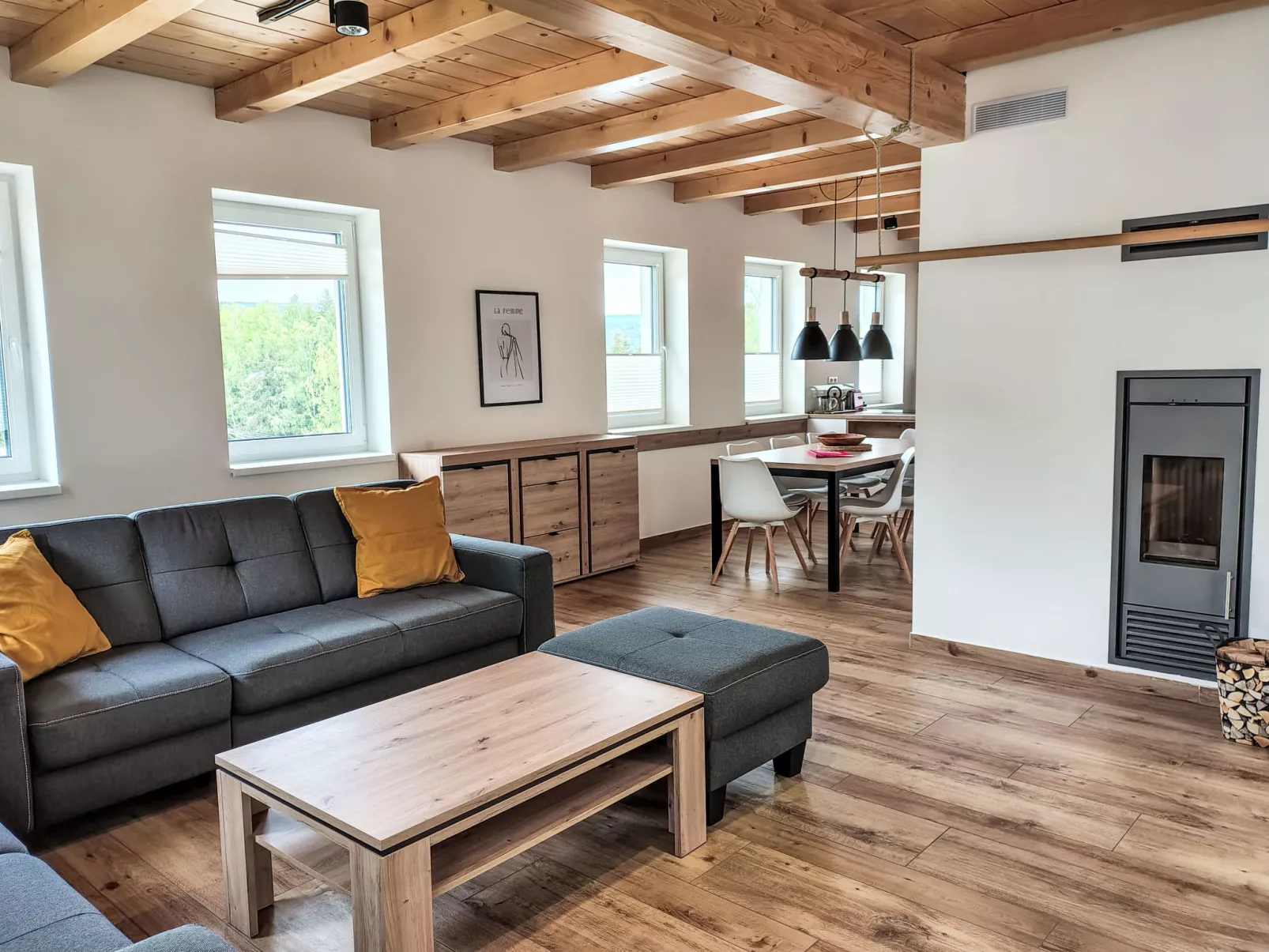 13ka Duplex with Terrace-Binnen