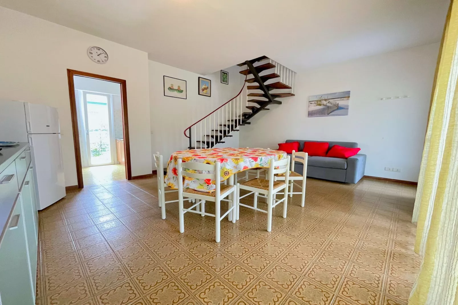 VILLA FABIENNE 26 - Eetkamer