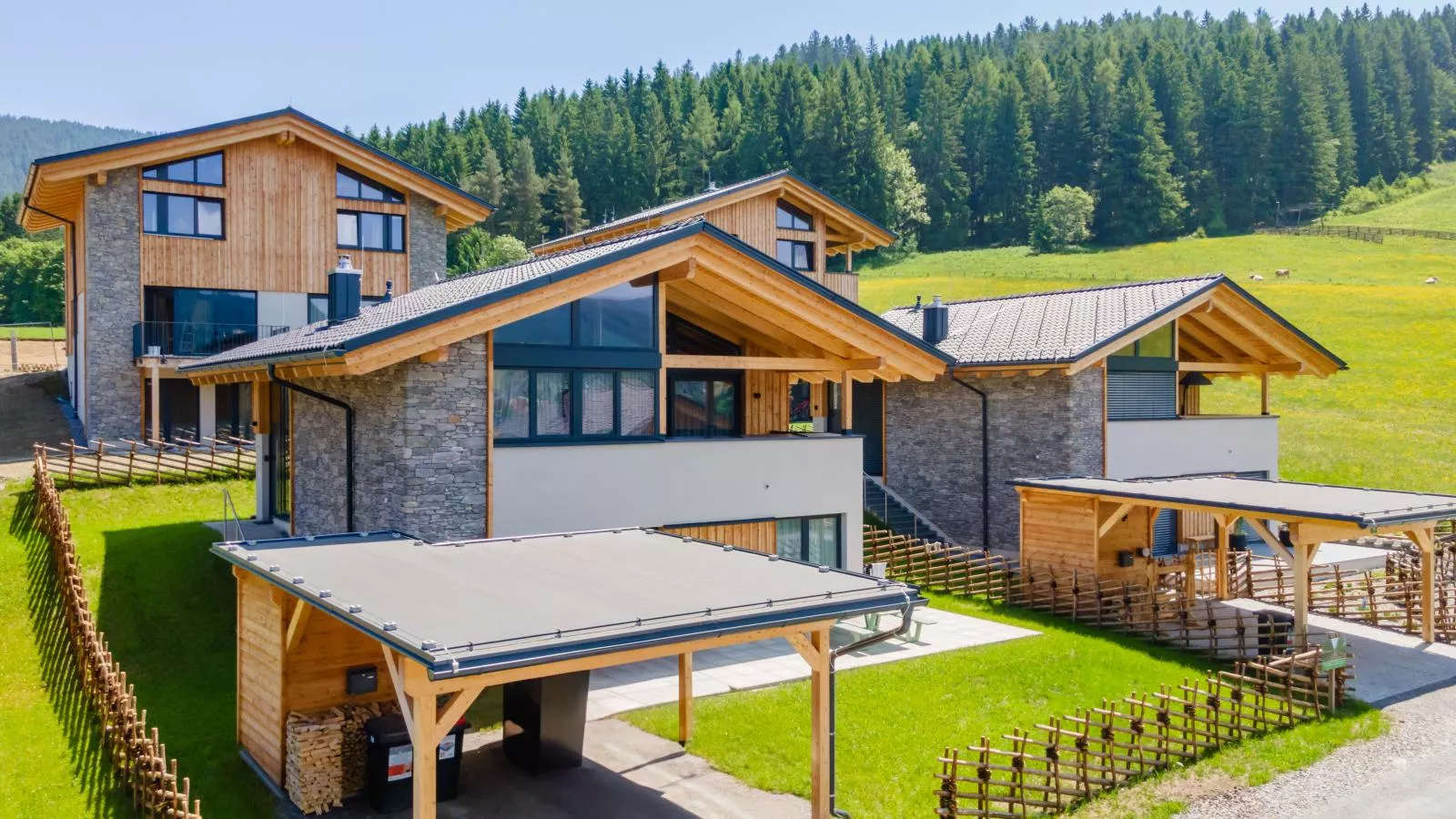 Grebenzen Lodge 55-Buitenkant zomer