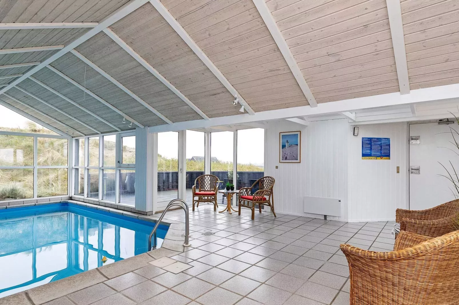 Wellness Retreat aan Zee -- By Traum Ferienwohnungen-Zwembad