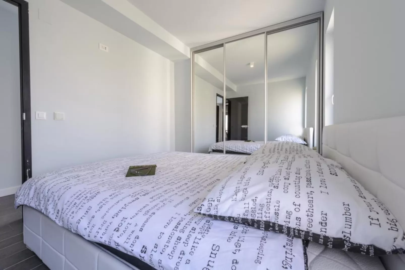 Apartment LaVilla - Two Bedroom Apartment with Balcony and Sea View (Žuti)