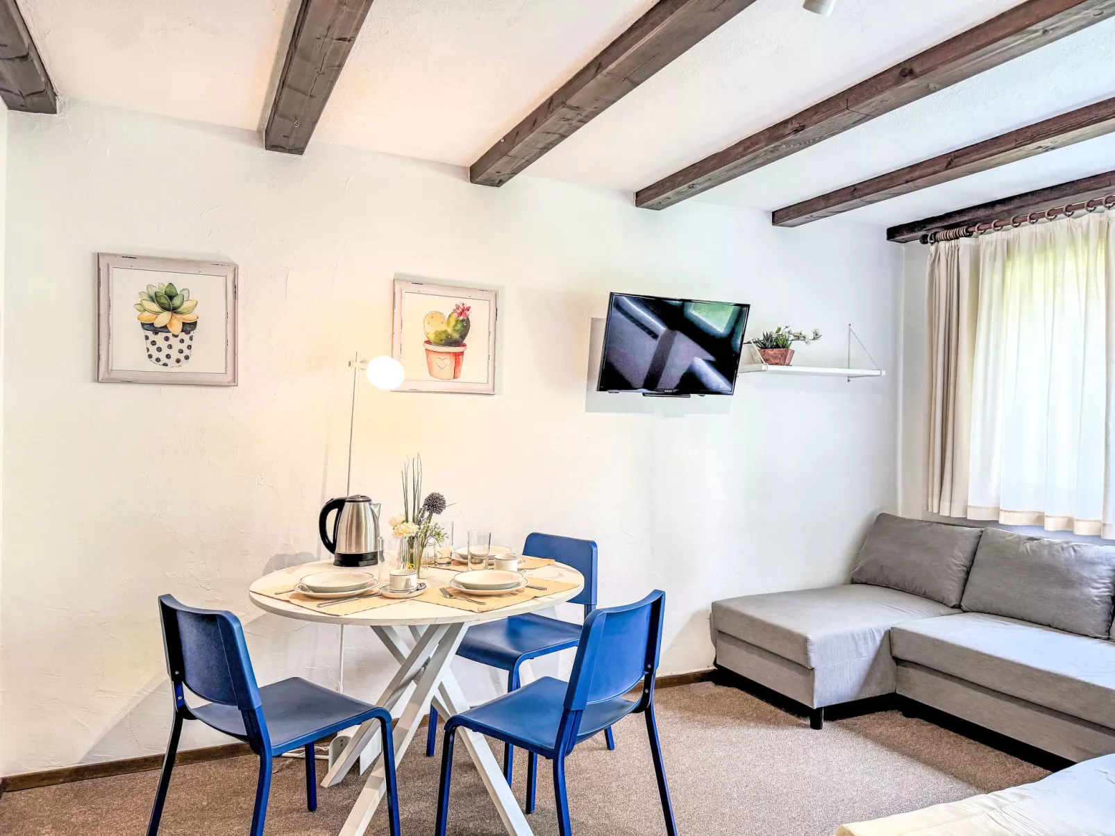 Apt. 33-1-Binnen