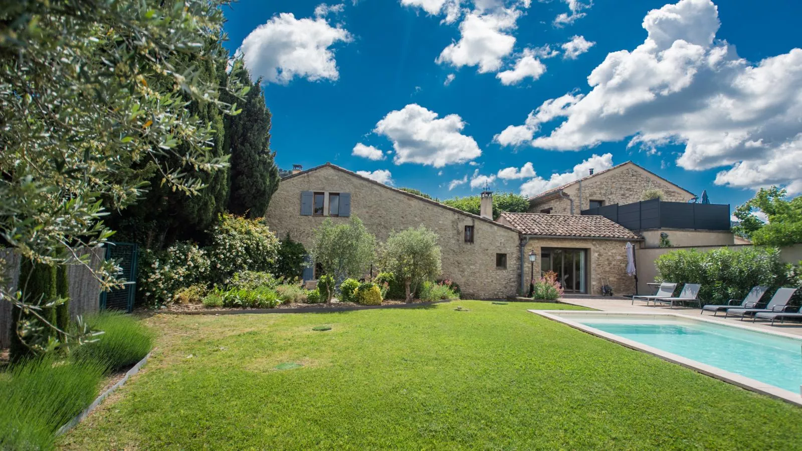 Bastide St John