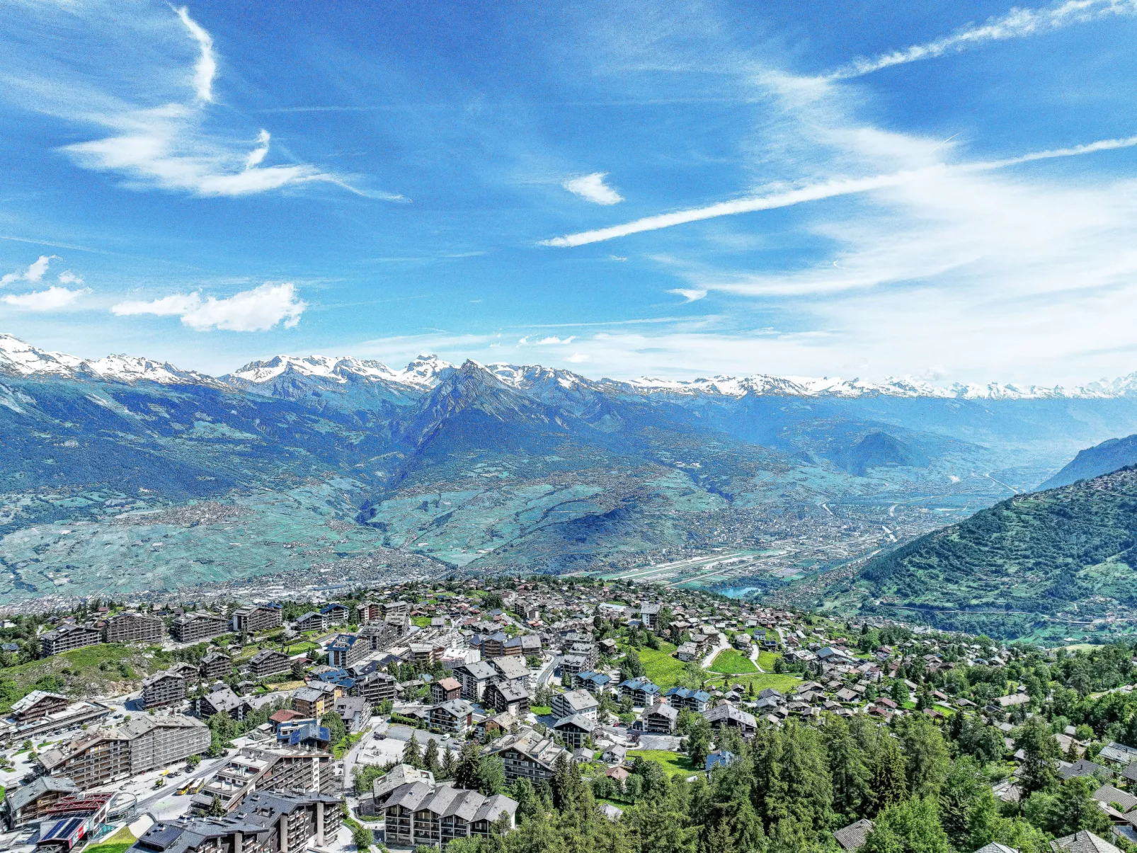 Panorama des Cimes-Buiten