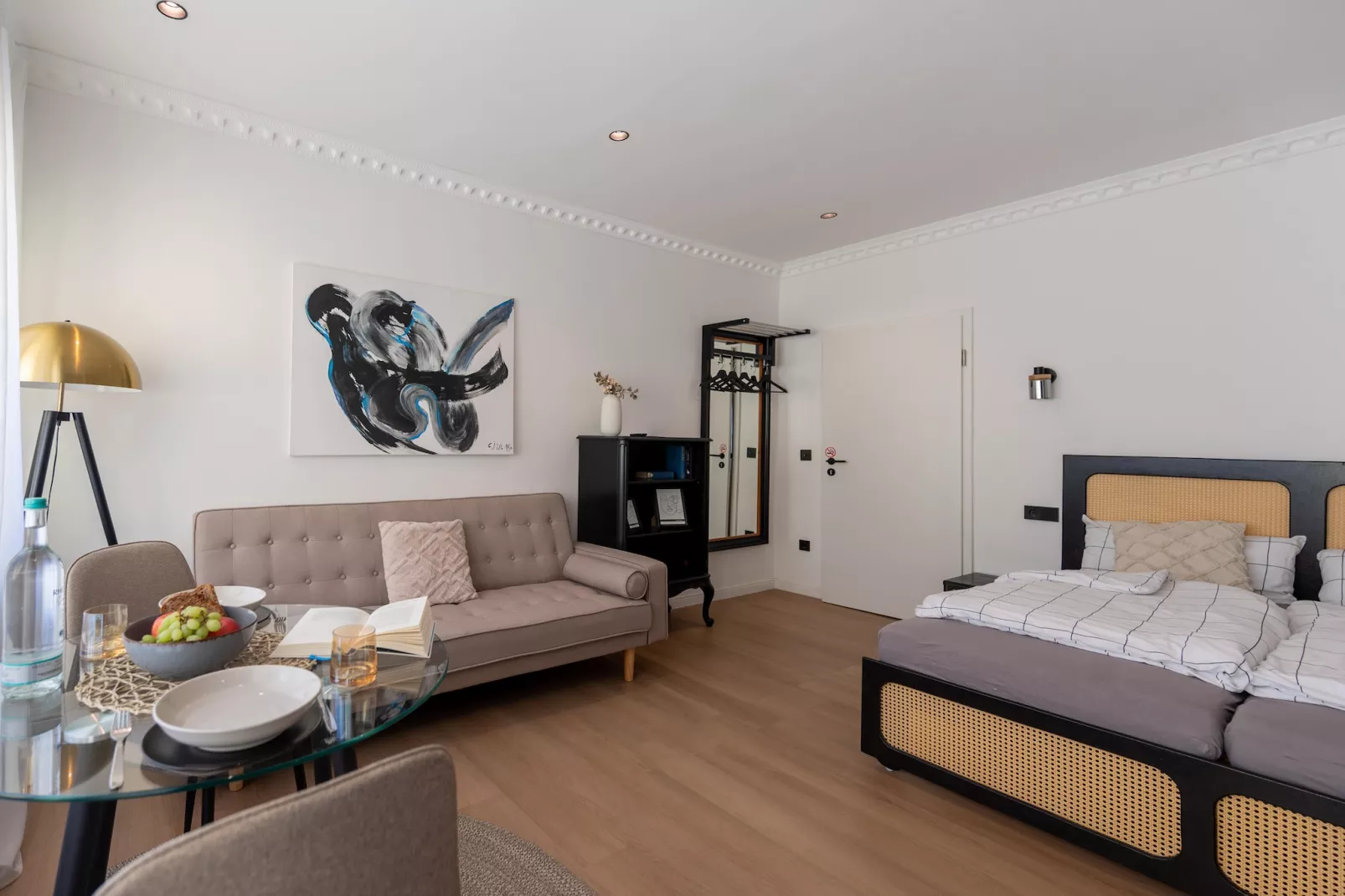Modern Stay Studio mit Balkon
