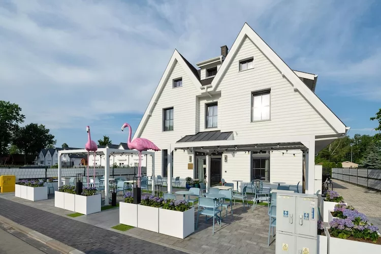 Apartament z balkonem na pierwszym piętrze