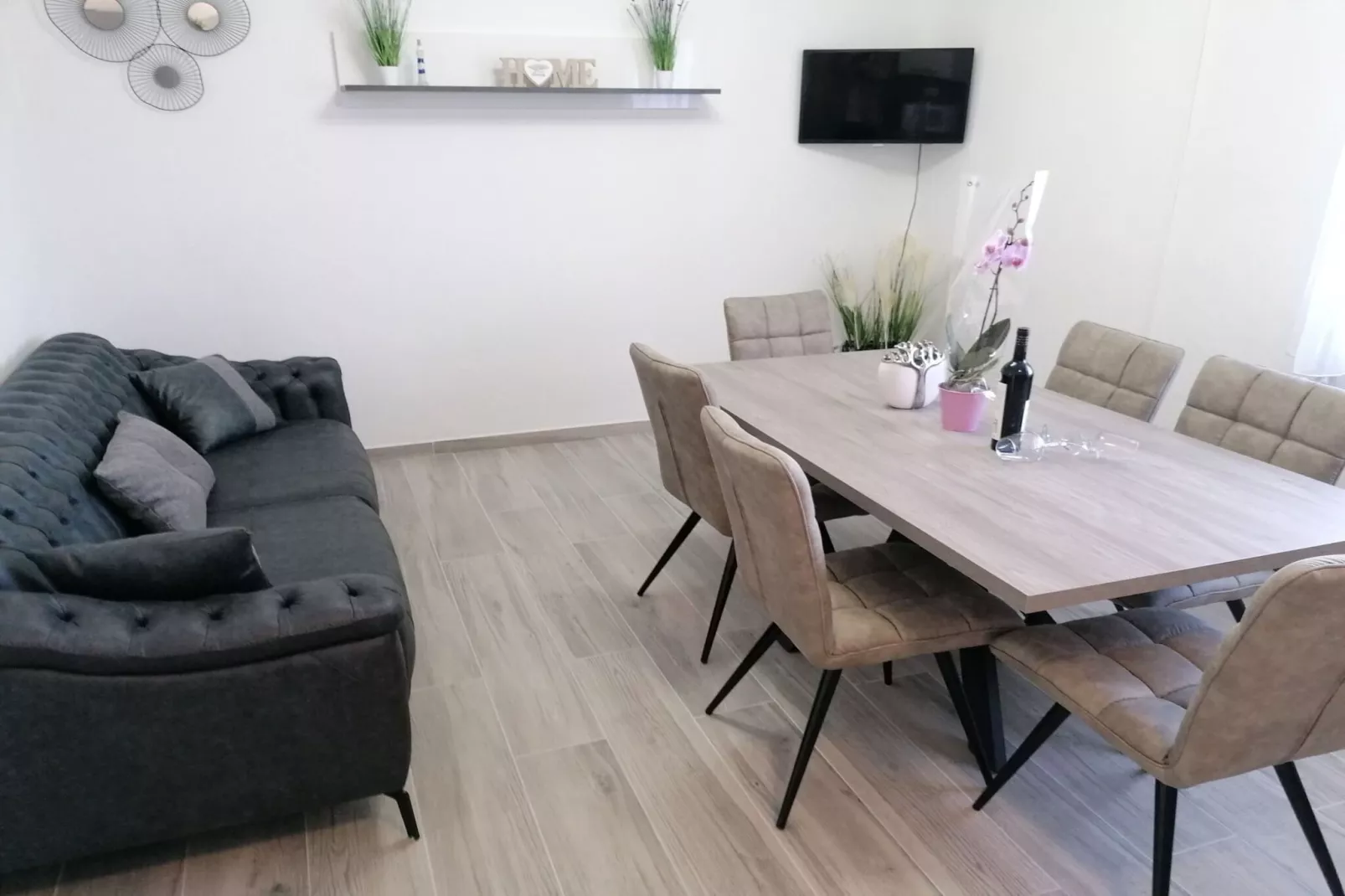Apartment Ivica - Three Bedroom Apartment with Terrace