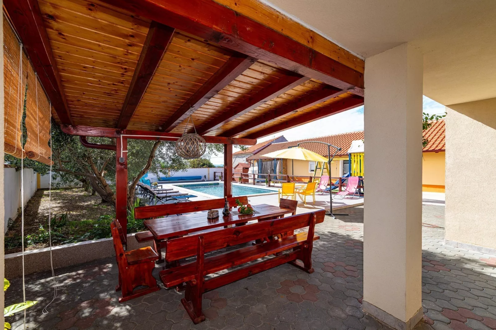 Holiday Home Villa Vesna Lux - Five Bedroom Villa with Swimming Pool