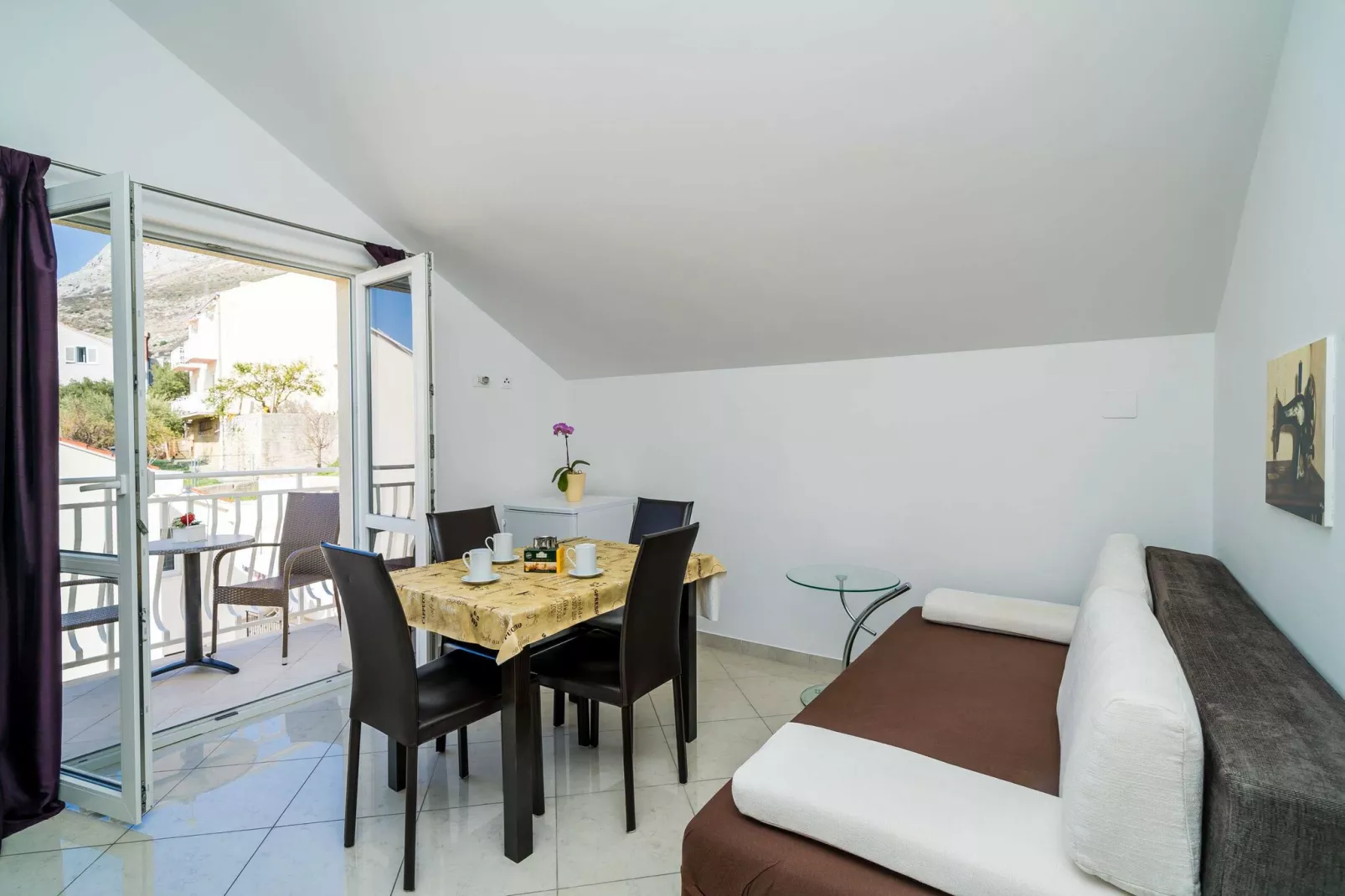 Villa Samba - Two Bedroom Apartment with Balcony and Sea View