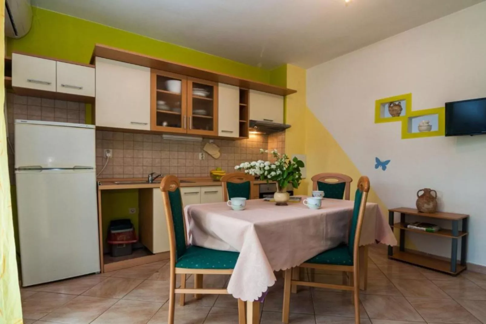 Seaside Oasis Apartments on Island Ugljan - One Bedroom Apartment with Terrace (owner Cvita 2)