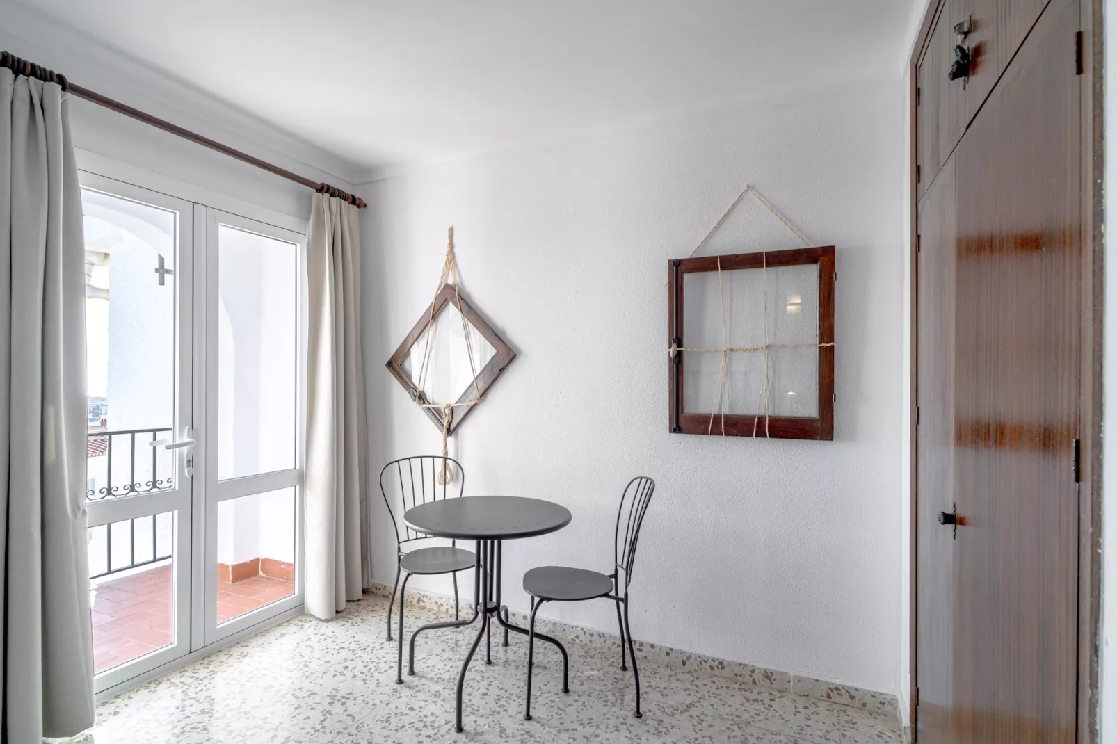 Via Romana 87 by Casasol