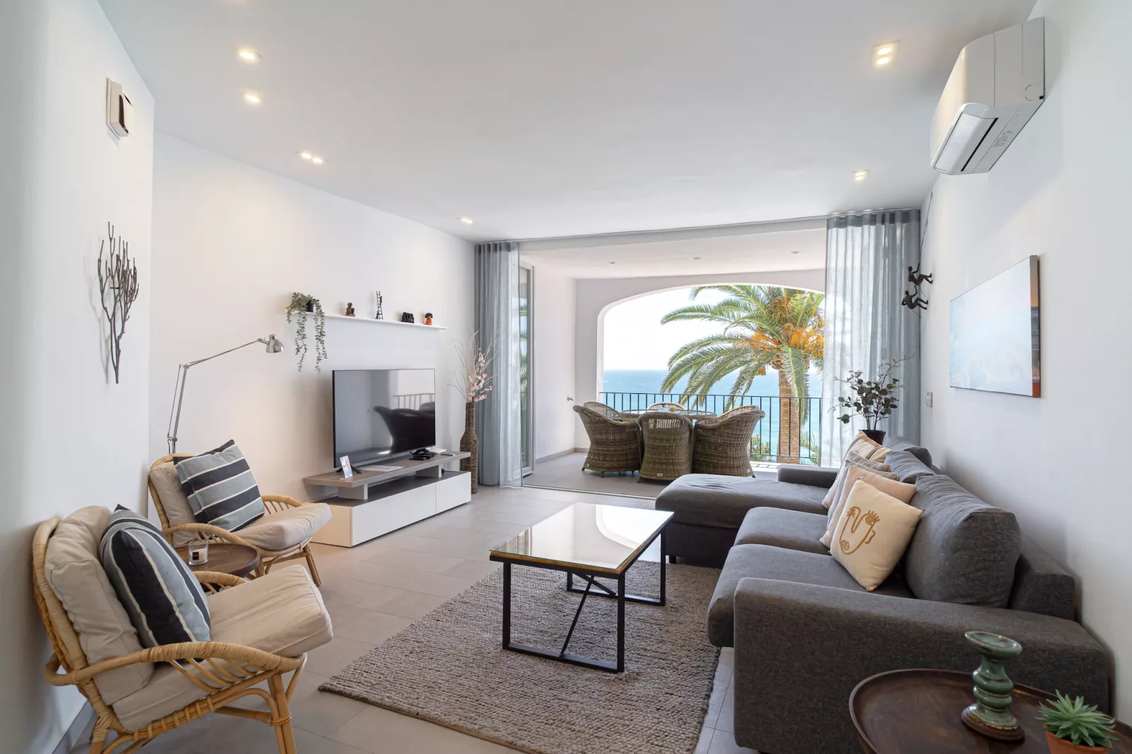 Tuhillo E1 Luxury Seaview by Casasol