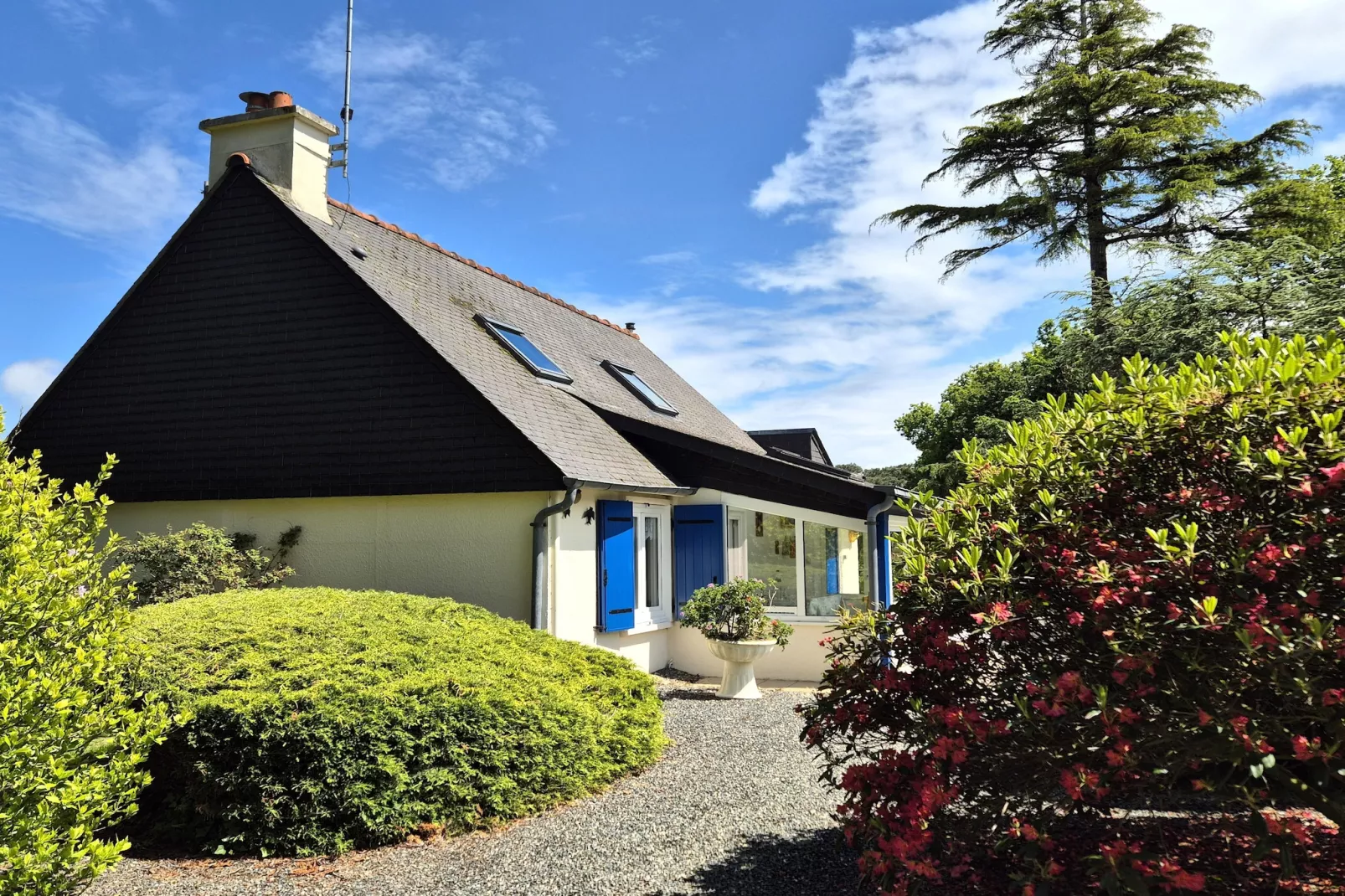 Holiday home Plourivo-Buitenkant zomer