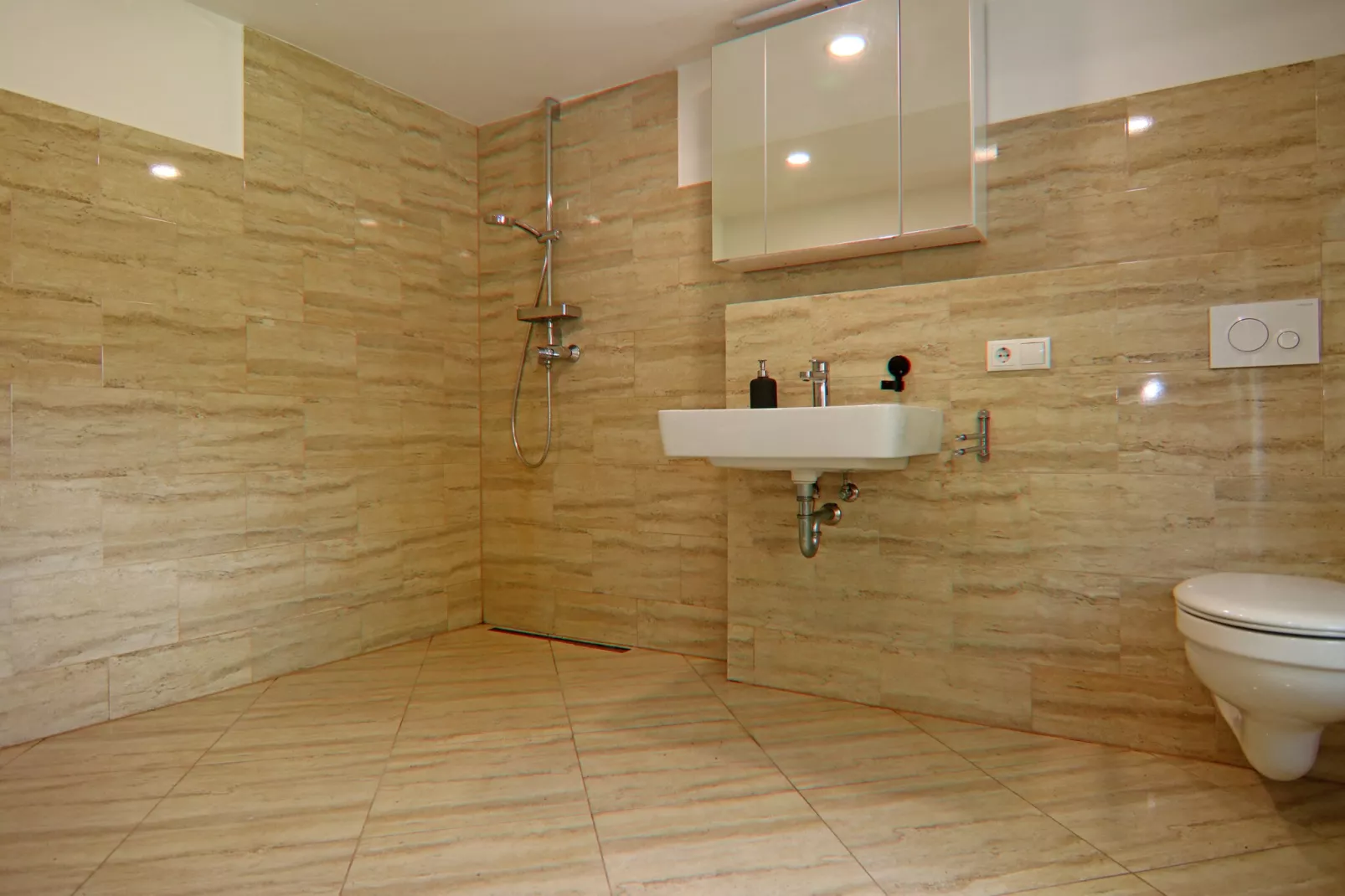 Reihenhaus Rotkehlchen-Badkamer