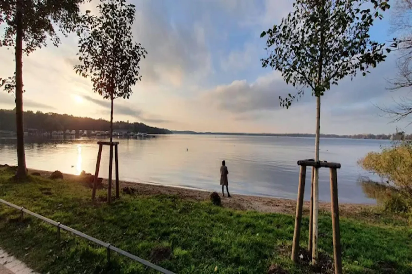 Apartments im MAREMÜRITZ Yachthafen Resort & Spa / Aurora Müritzblick 2 Personen-Gebieden zomer 1km