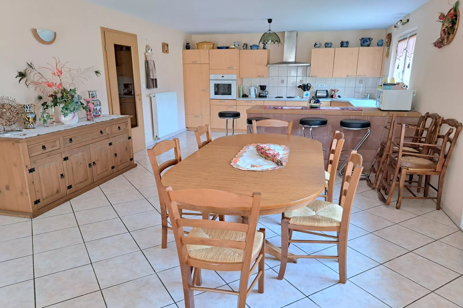 Holiday home Reipertswiller-Eetkamer