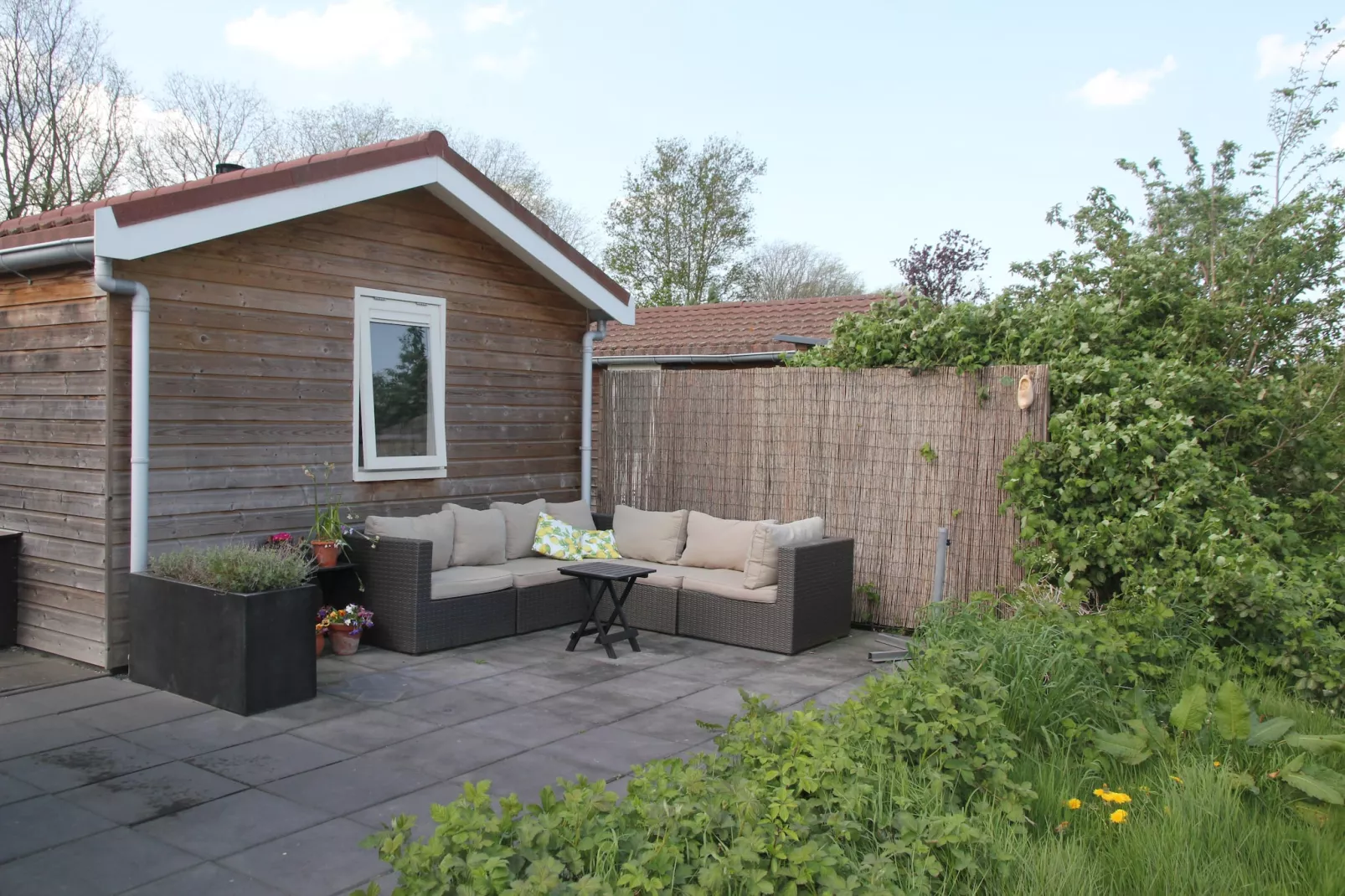 Landelijk bij Zee-Terrasbalkon