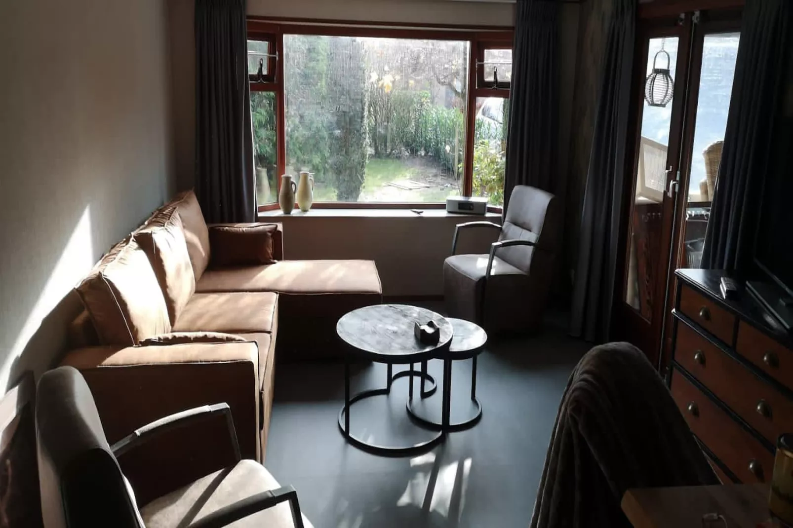 Huisje 37-Woonkamer
