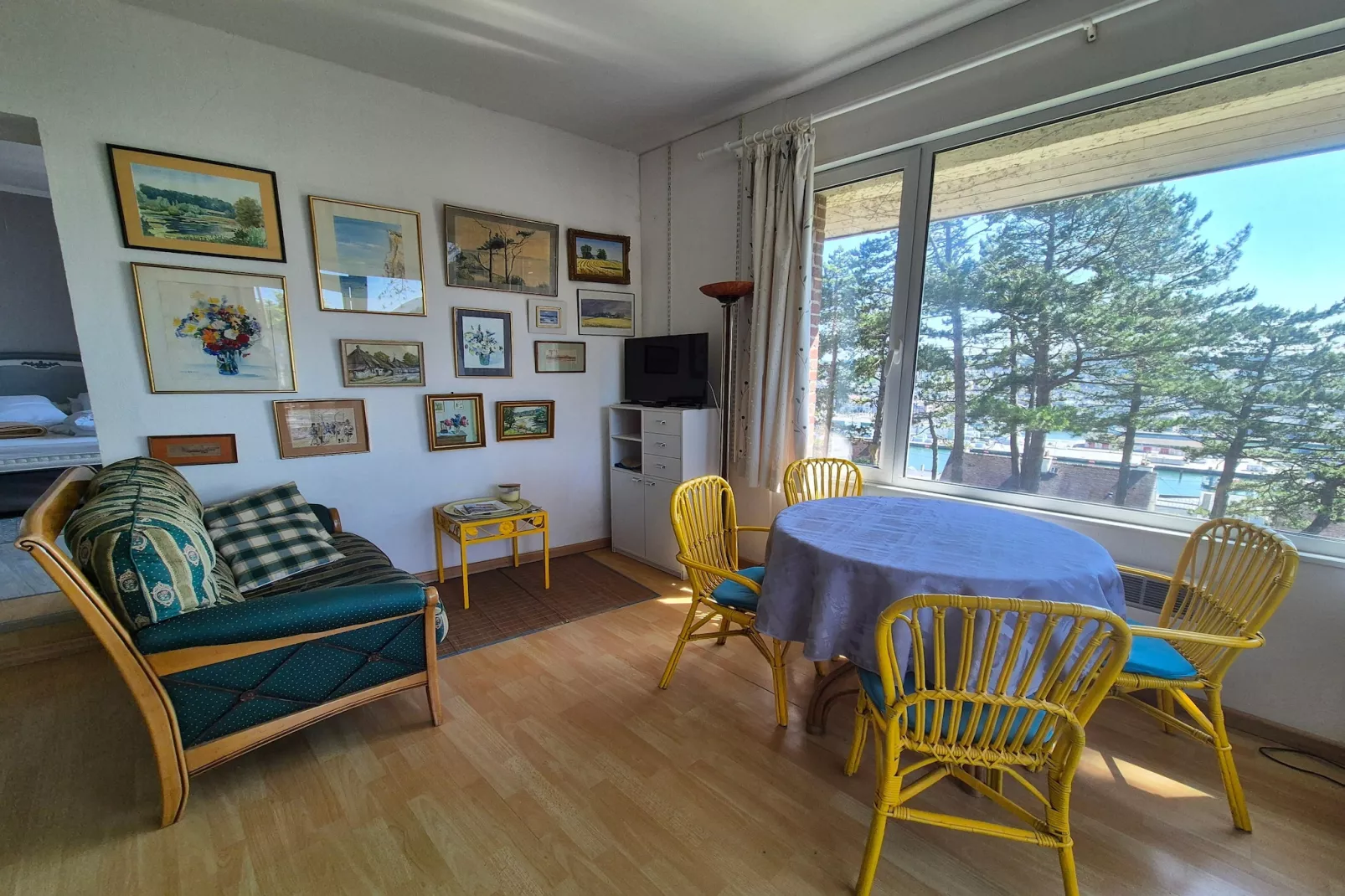 Holiday flat Fécamp-Woonkamer