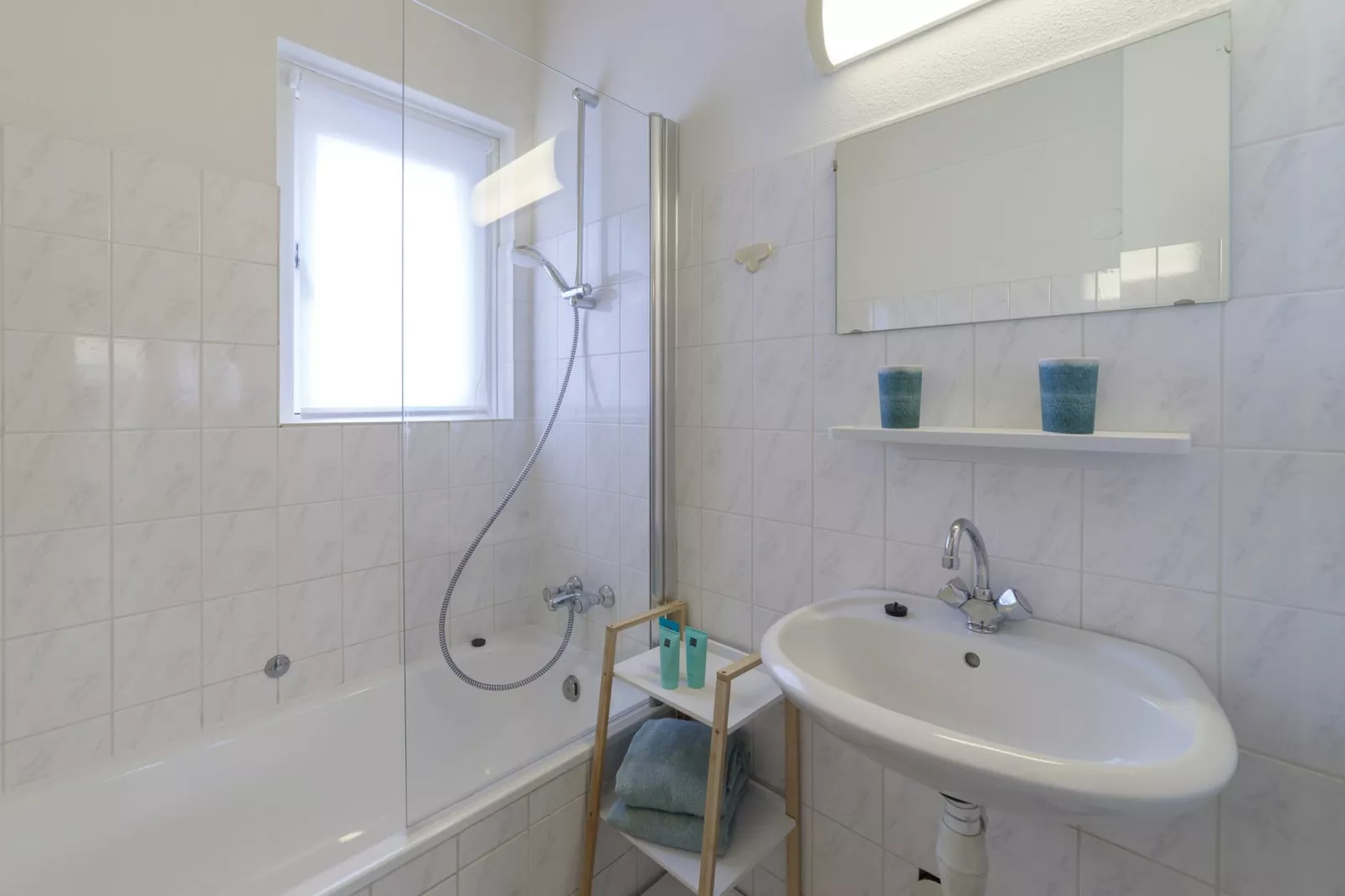 Villapark De Oesterbaai 111-Badkamer