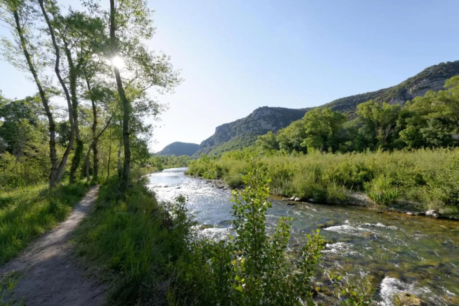 	 Résidence La Licorne de Haute-Provence 4-Gebieden zomer 5km
