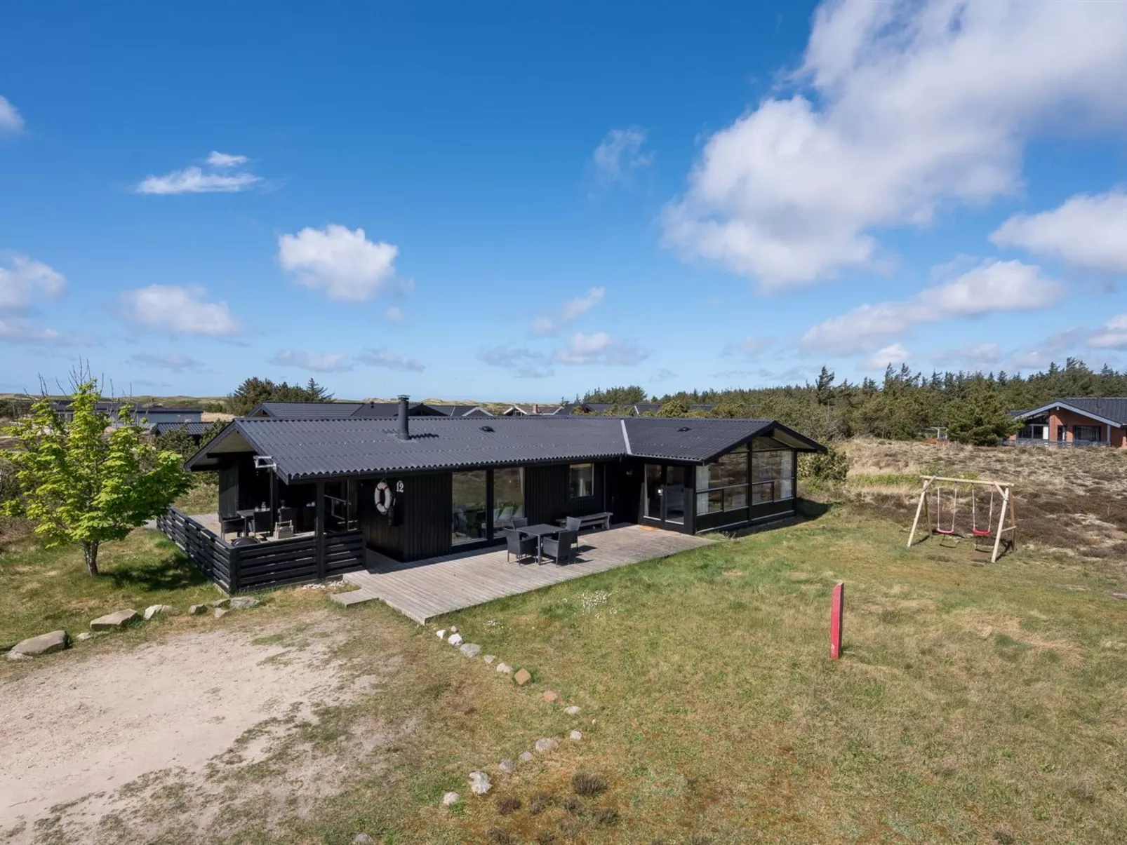 "Brunkil" - 500m from the sea-Buiten