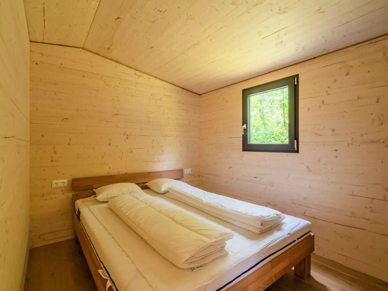 Wood Cube