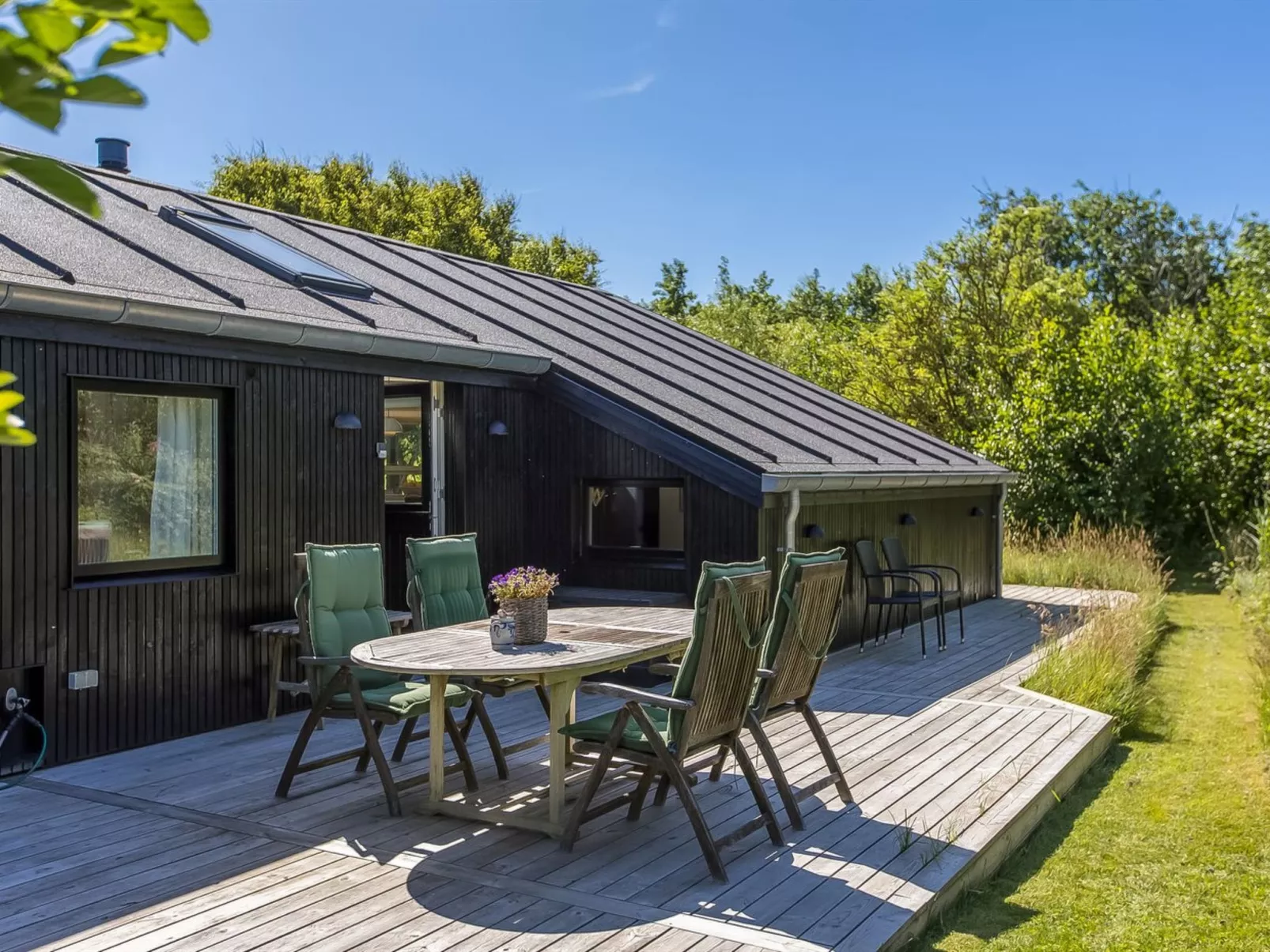 "Laerke" - 1.8km from the sea-Buiten