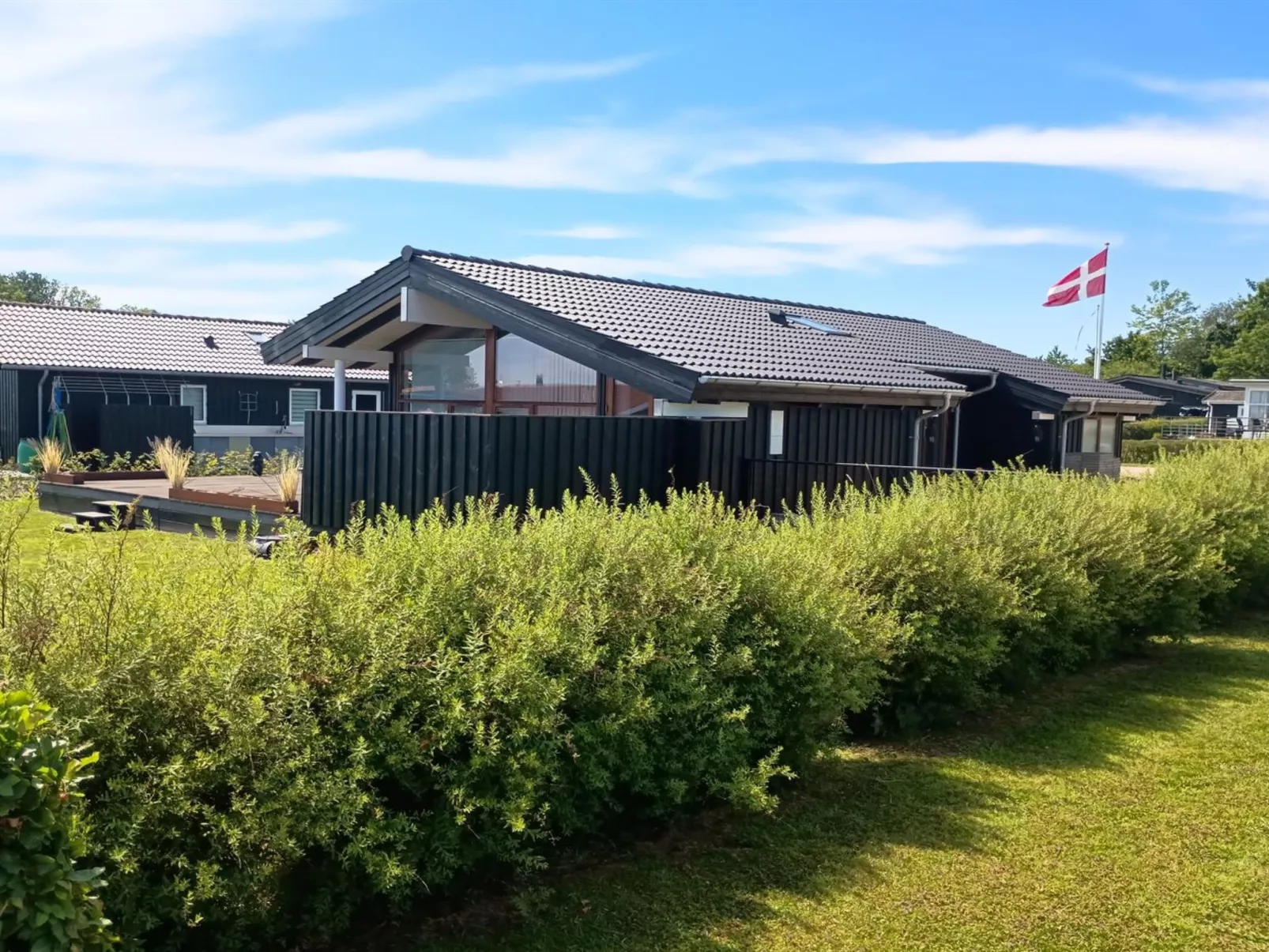 "Anniken" - 250m from the sea-Buiten