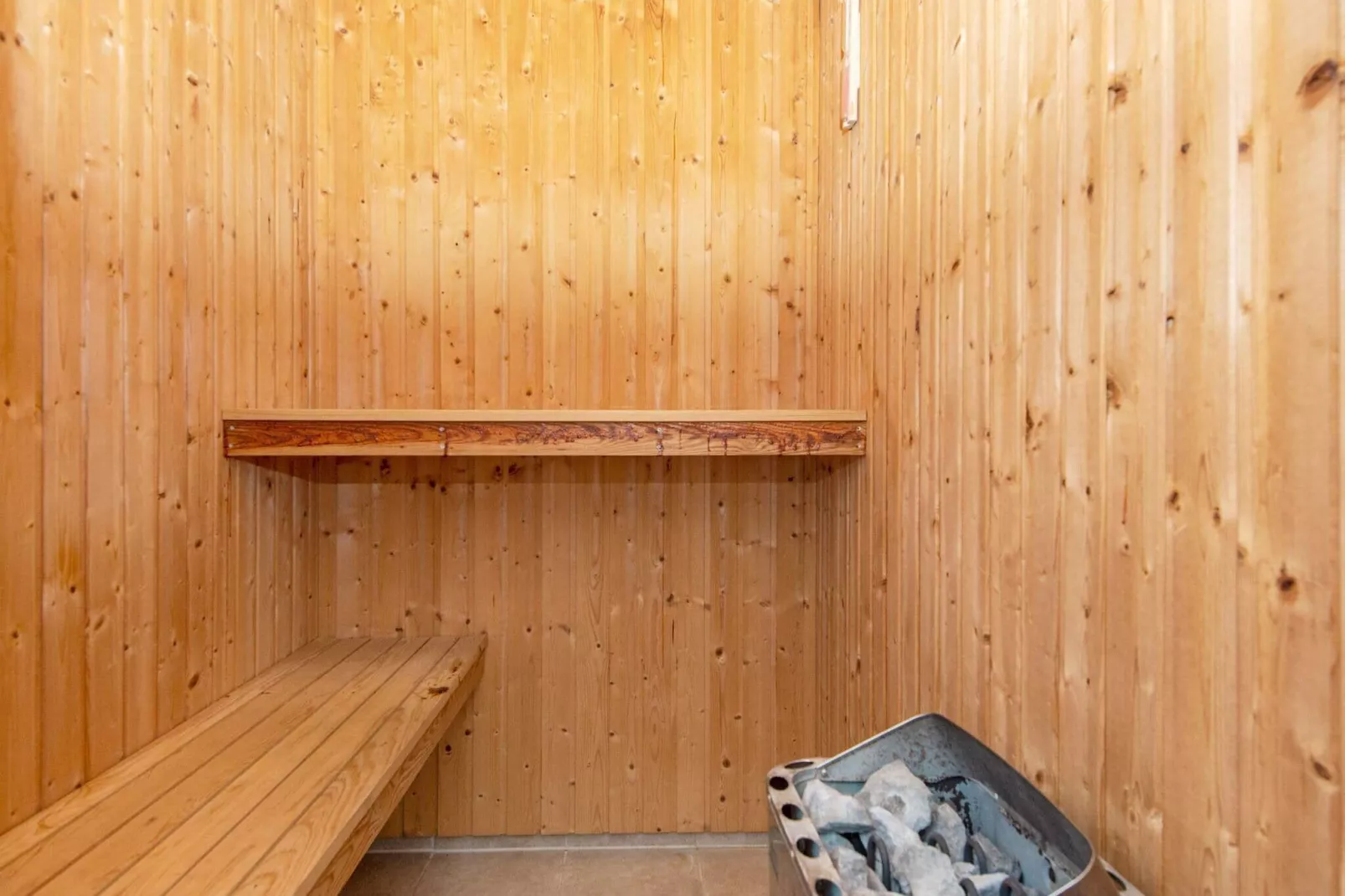 14 persoons vakantie huis in Odder-Sauna