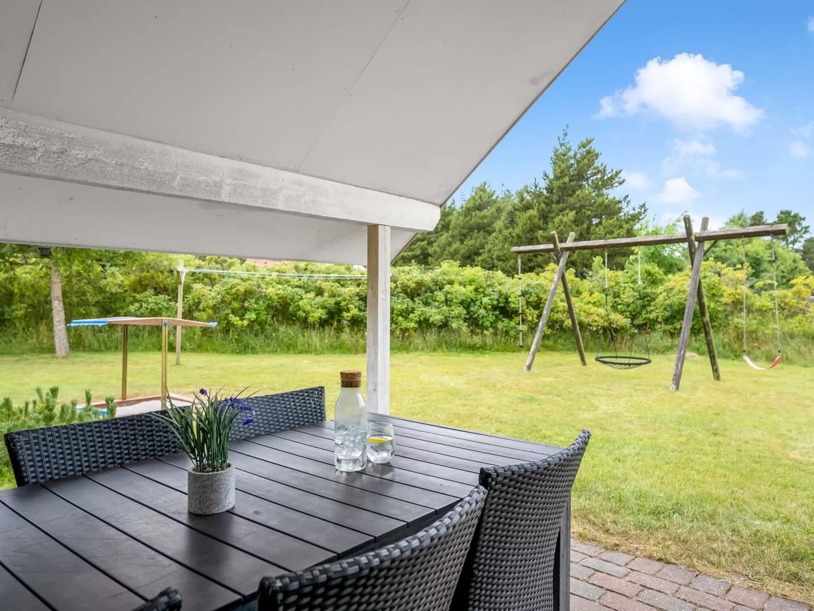 "Annlis" - 4km from the sea-Buiten