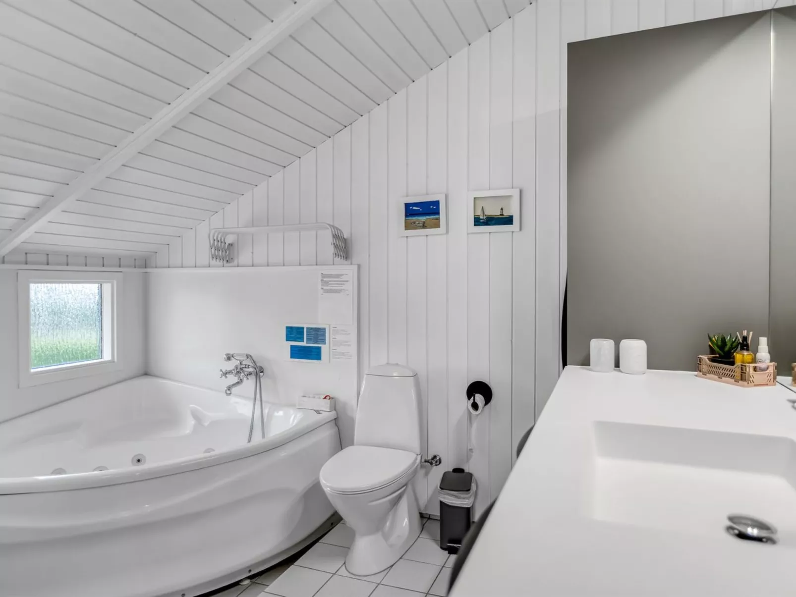 "Fraja" - 300m from the sea-Binnen