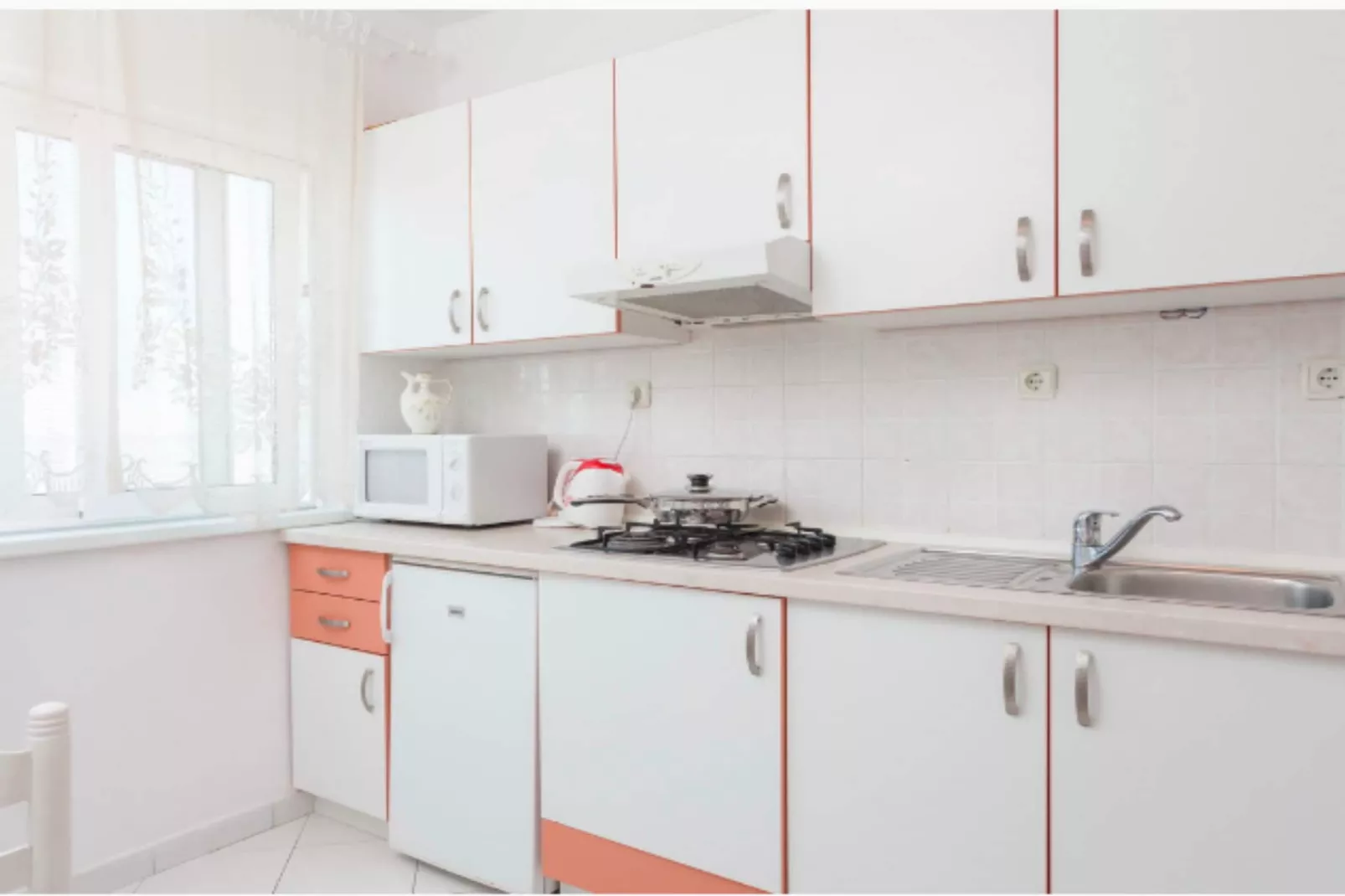 Apartments Lili - Two Bedroom Apartment with Balcony