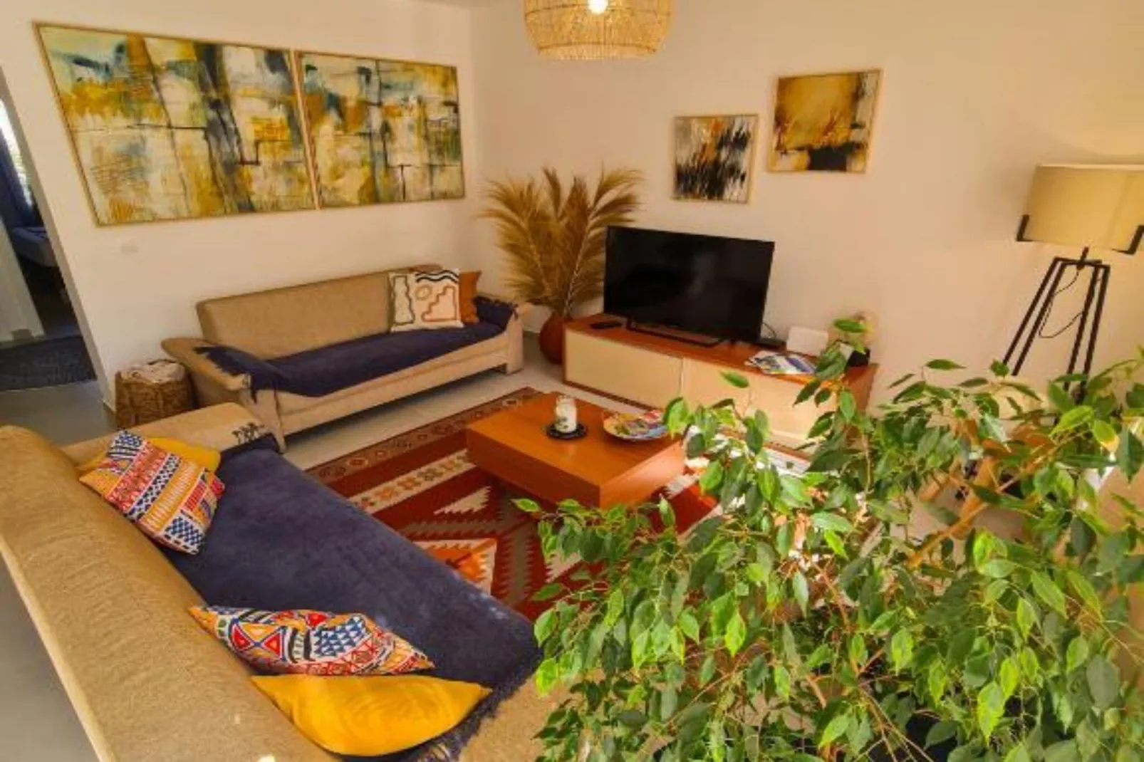 Apartment Torre Senj - Two Bedroom Apartment with Balcony and Mountain  View