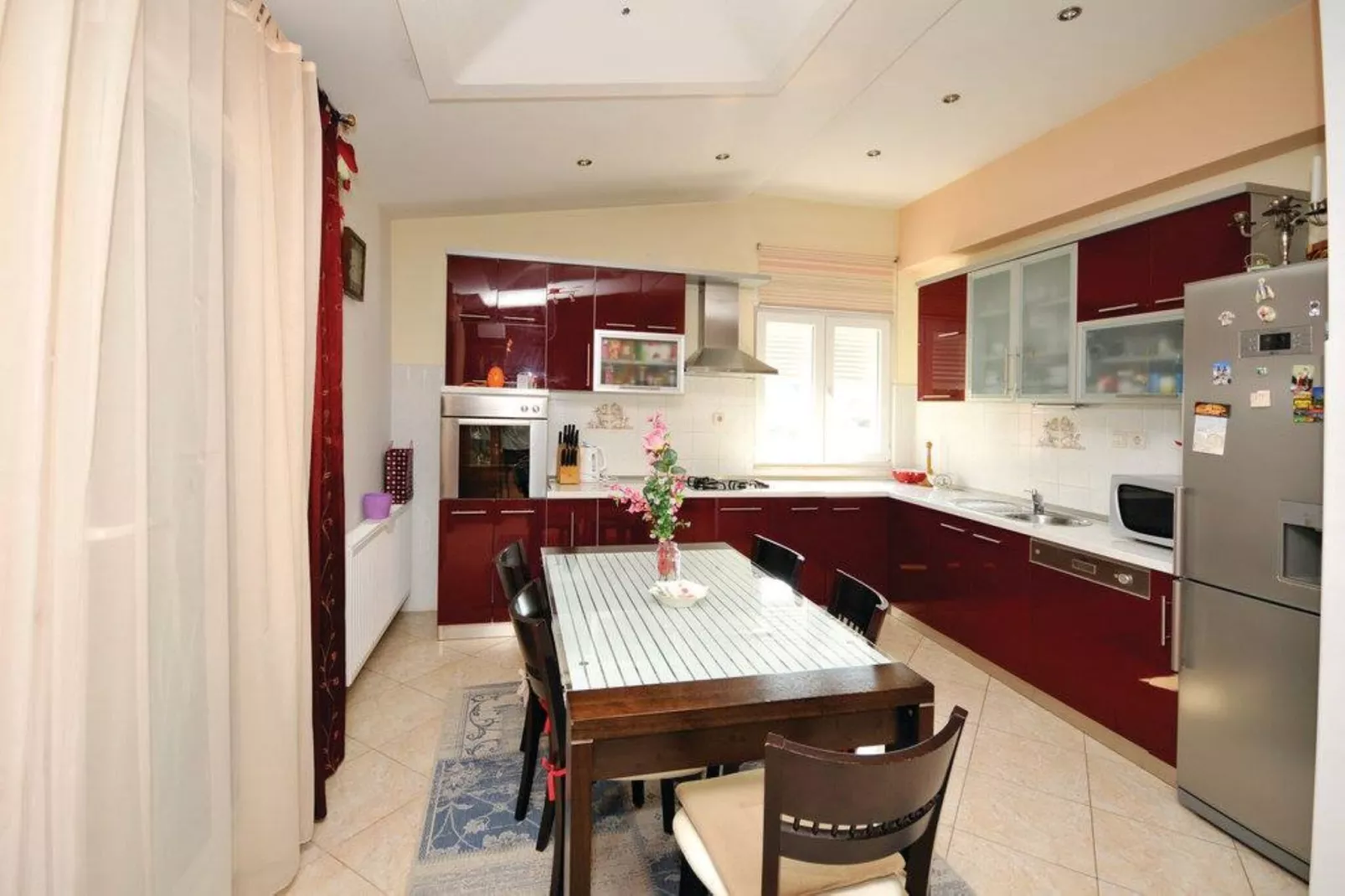 Chic and Stylish Kastel Novi Apartment with Pool - Five Bedroom Apartment With Pool